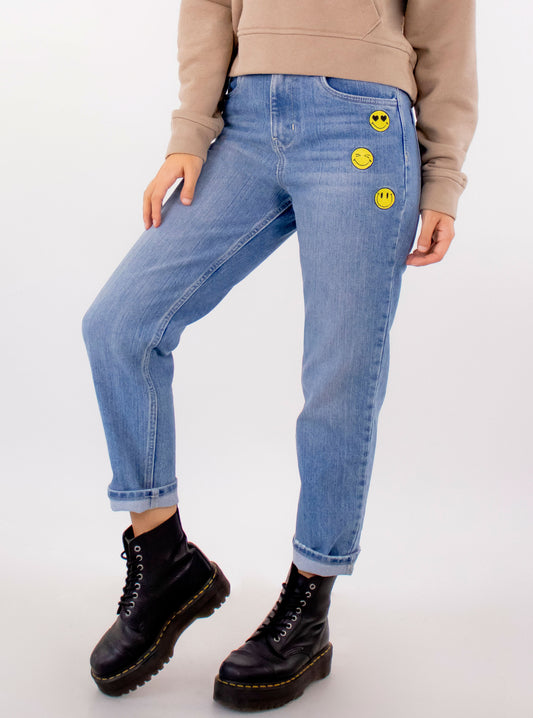 Jeans mom clasic con bordado de caritas felices (EDICIÓN ESPECIAL)