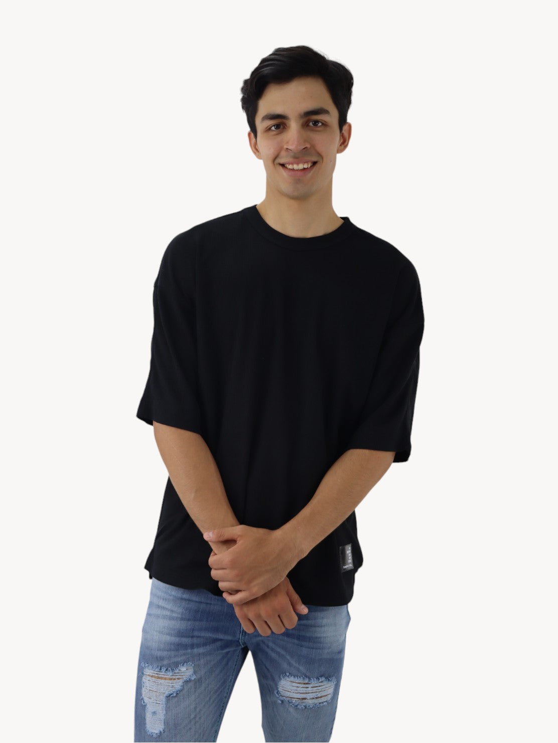 Playera oversize manga corta de color negro