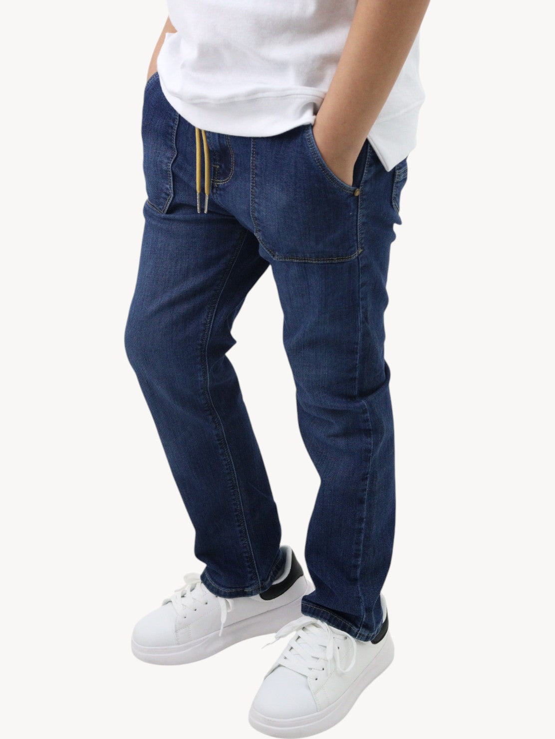 Jeans slim fit azul oscuro