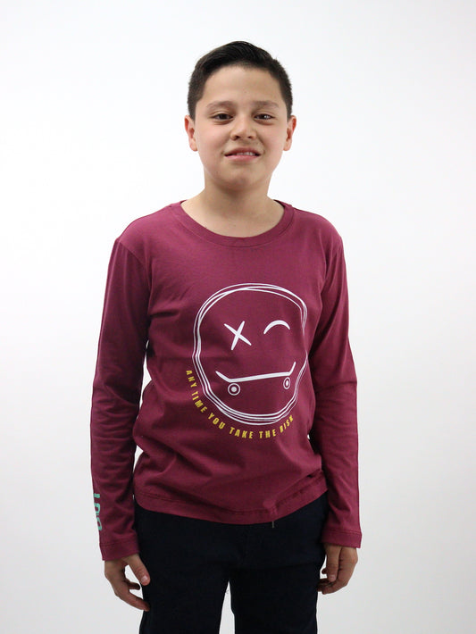 Playera smiley manga larga de color vino