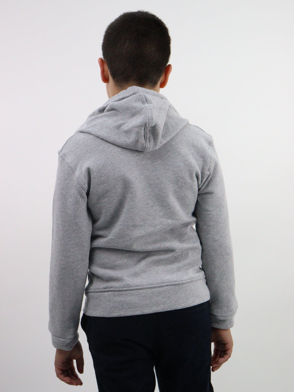 Sudadera con cremallera de color gris