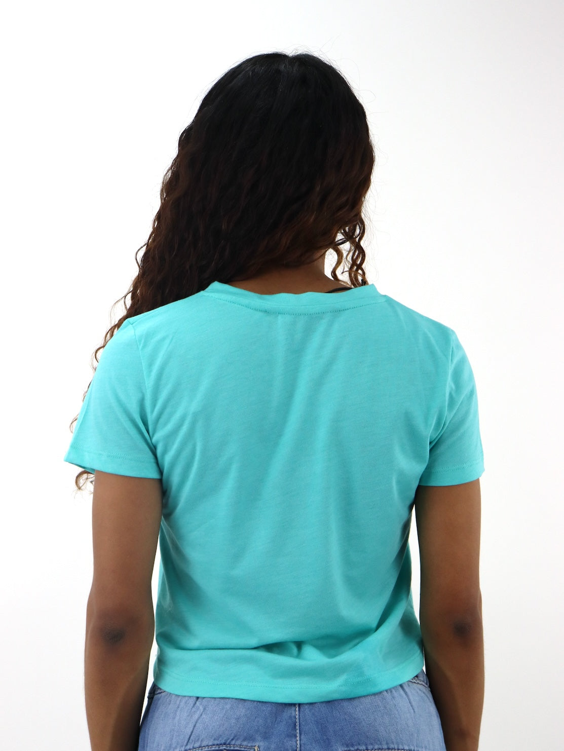 Playera manga corta con diseño floral