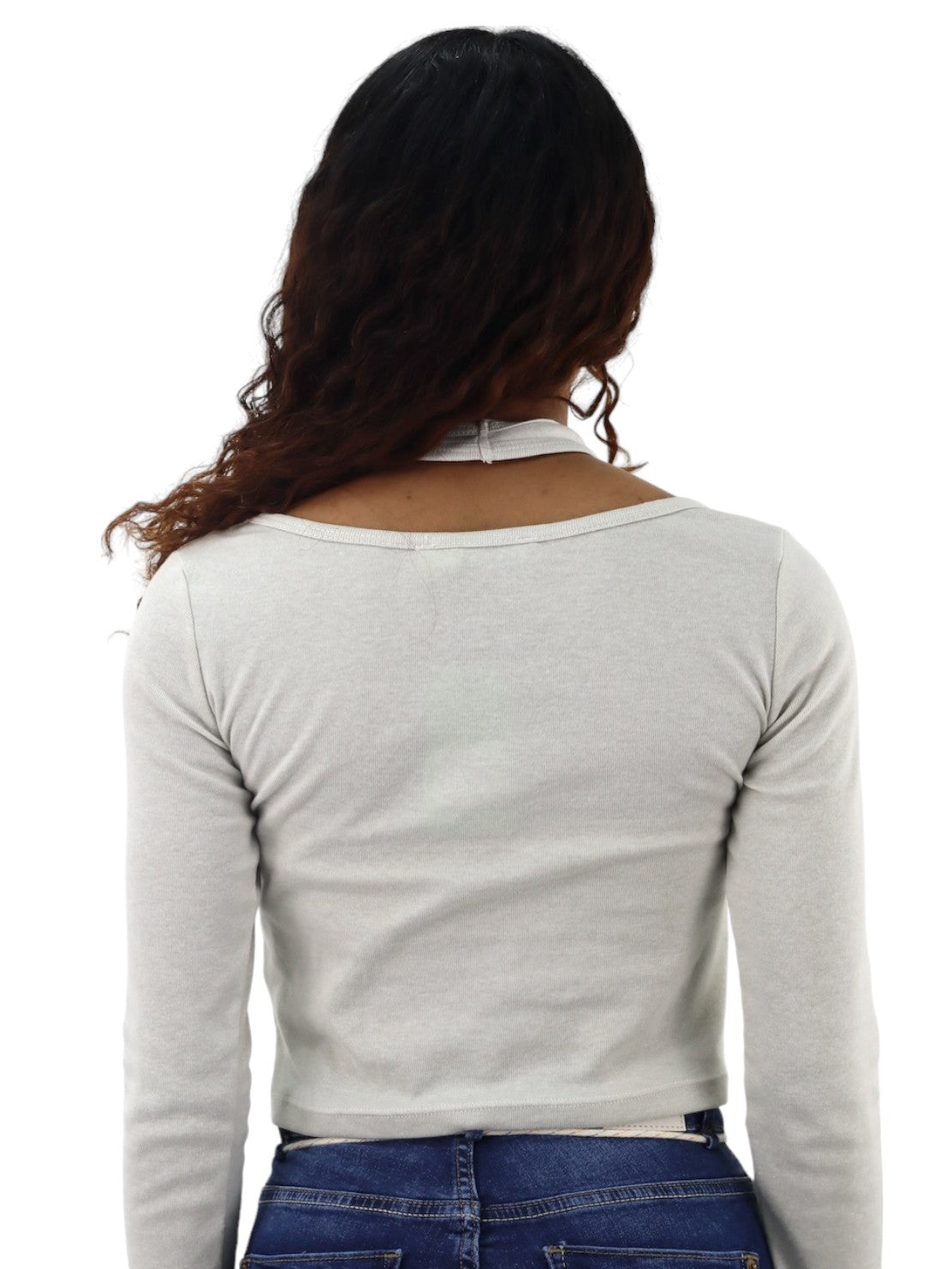 Playera descubierta cuello alto de color arena