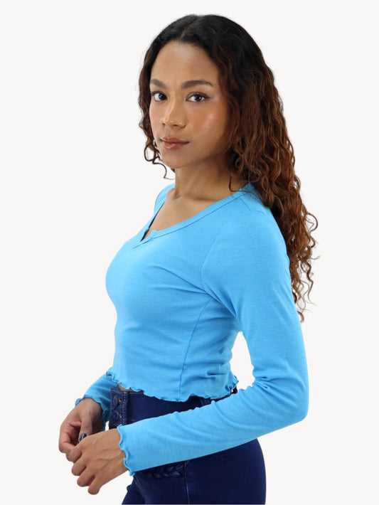 Playera manga larga de color azul