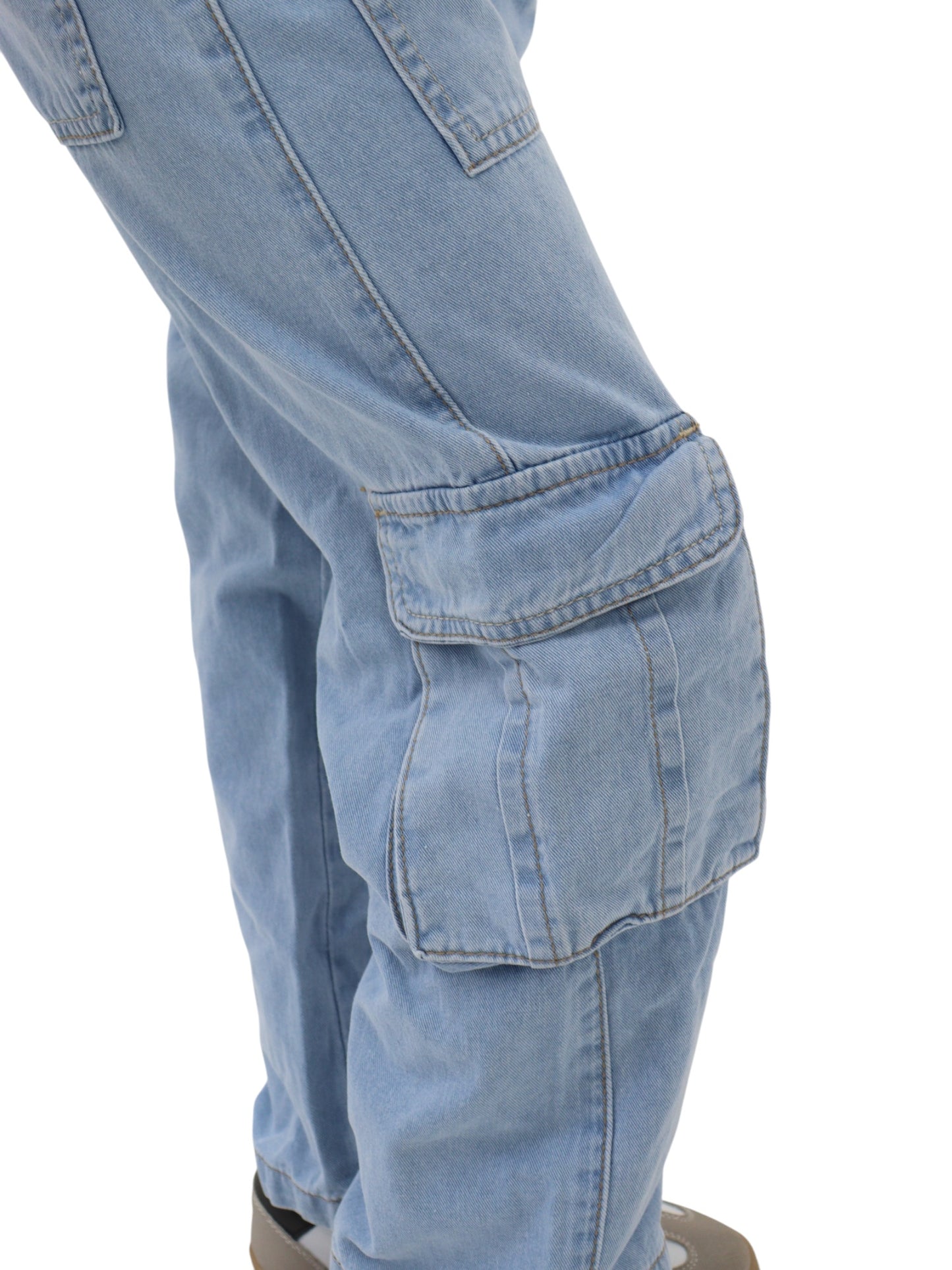 Jeans cargo azul claro