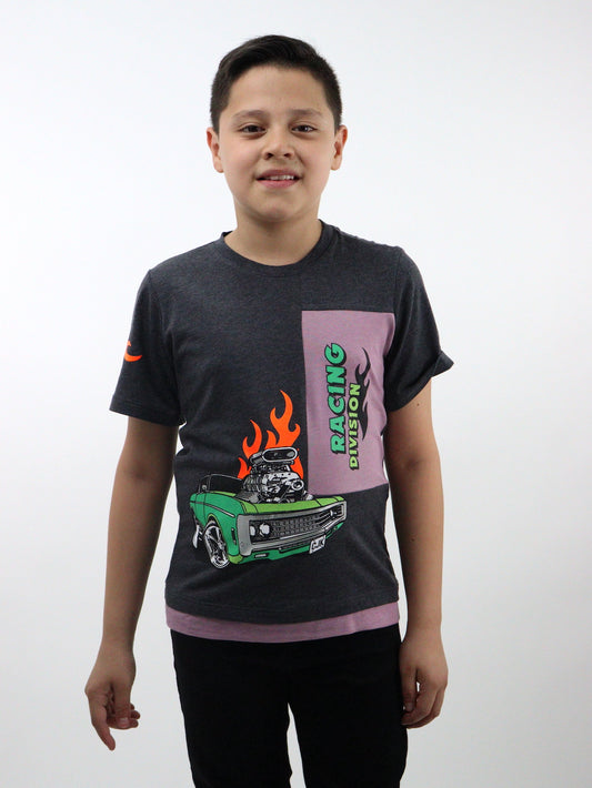 Playera manga corta de color combinado con estampado