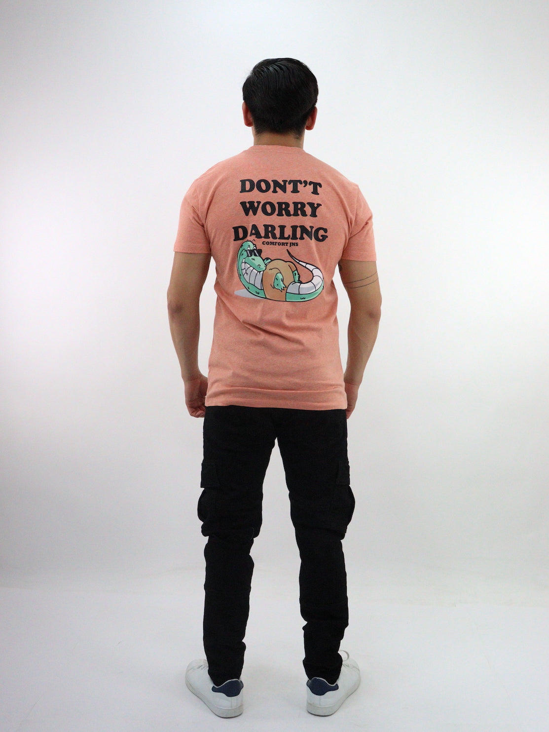 Jeans cargo de color negro