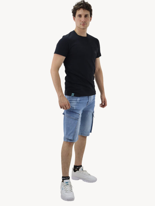 Short cargo de color azul medio con destrucción