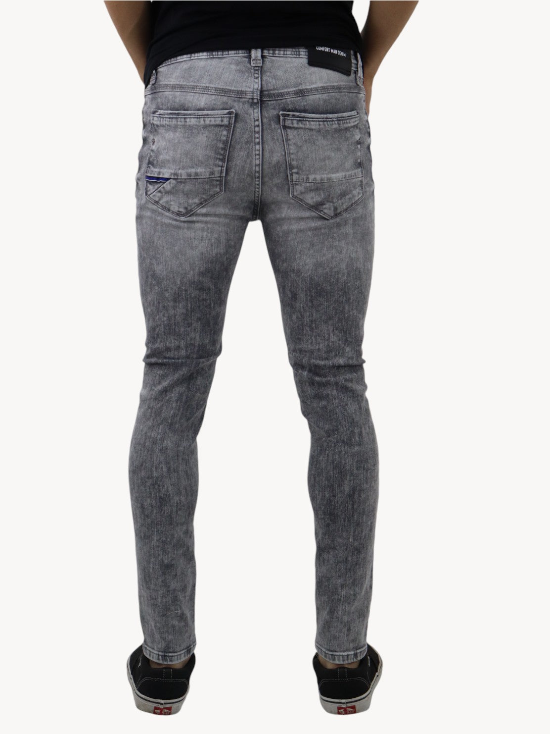 Jeans skinny de color gris con snow