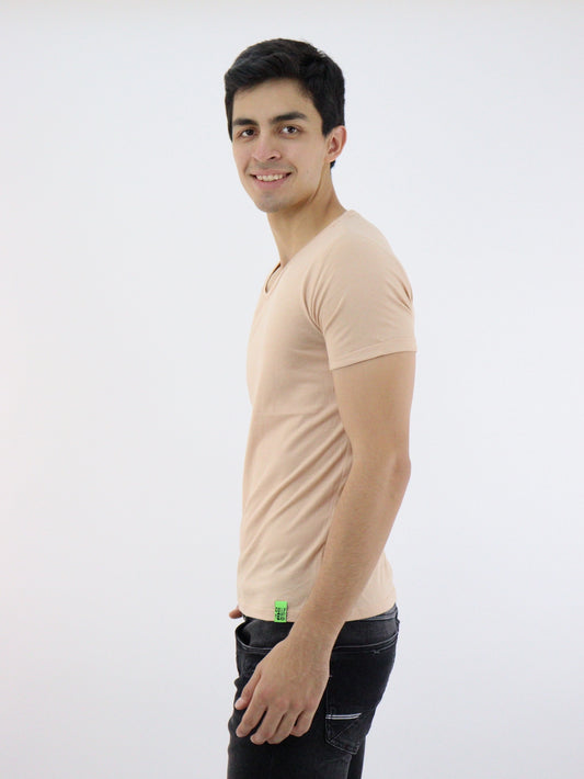 Playera manga corta de color ocre con cuello V