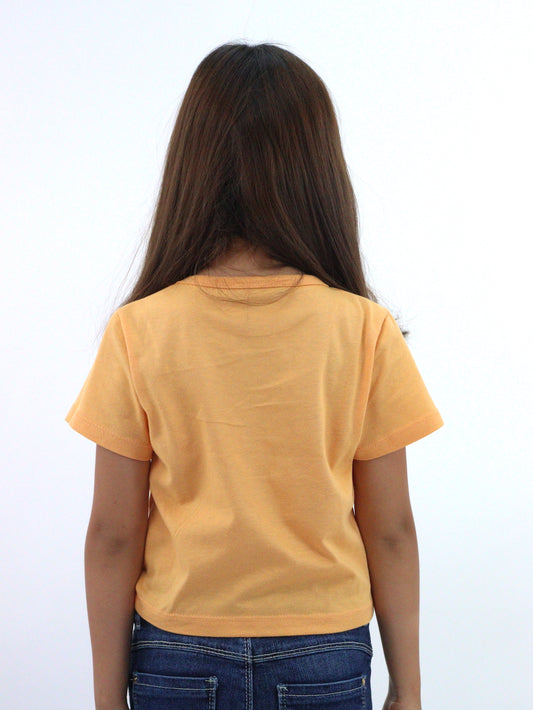 Playera fruncida de color naranja