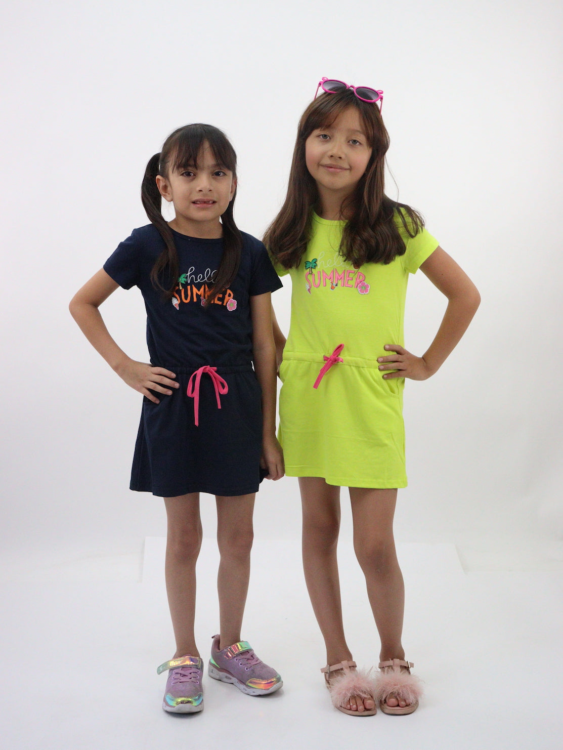 Vestido de color azul marino con print