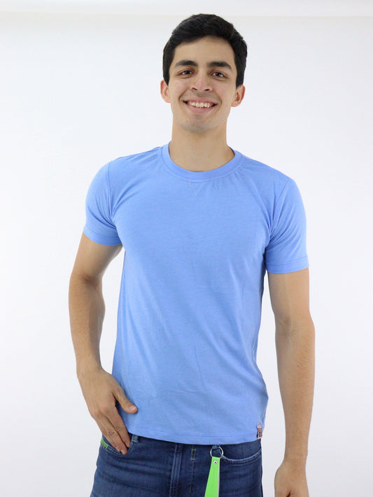 Playera básica manga corta de color azul