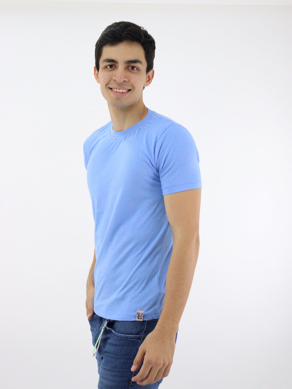 Playera básica manga corta de color azul