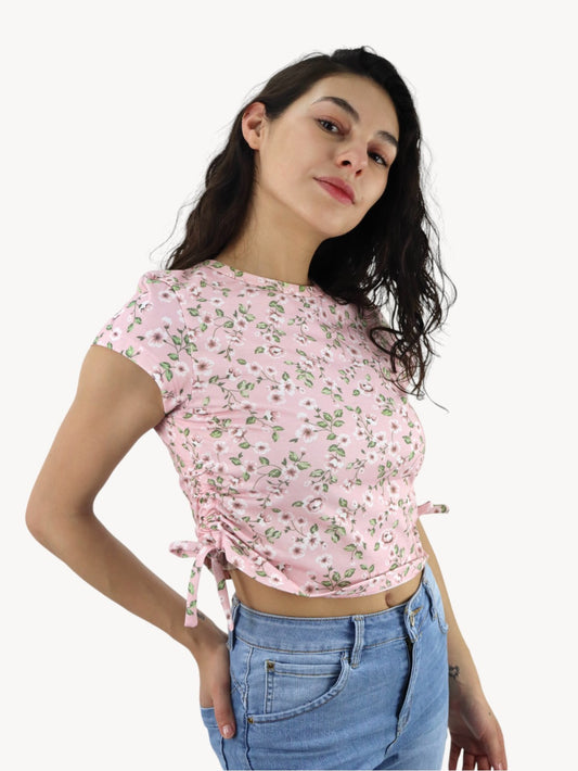 Playera manga corta con print floral