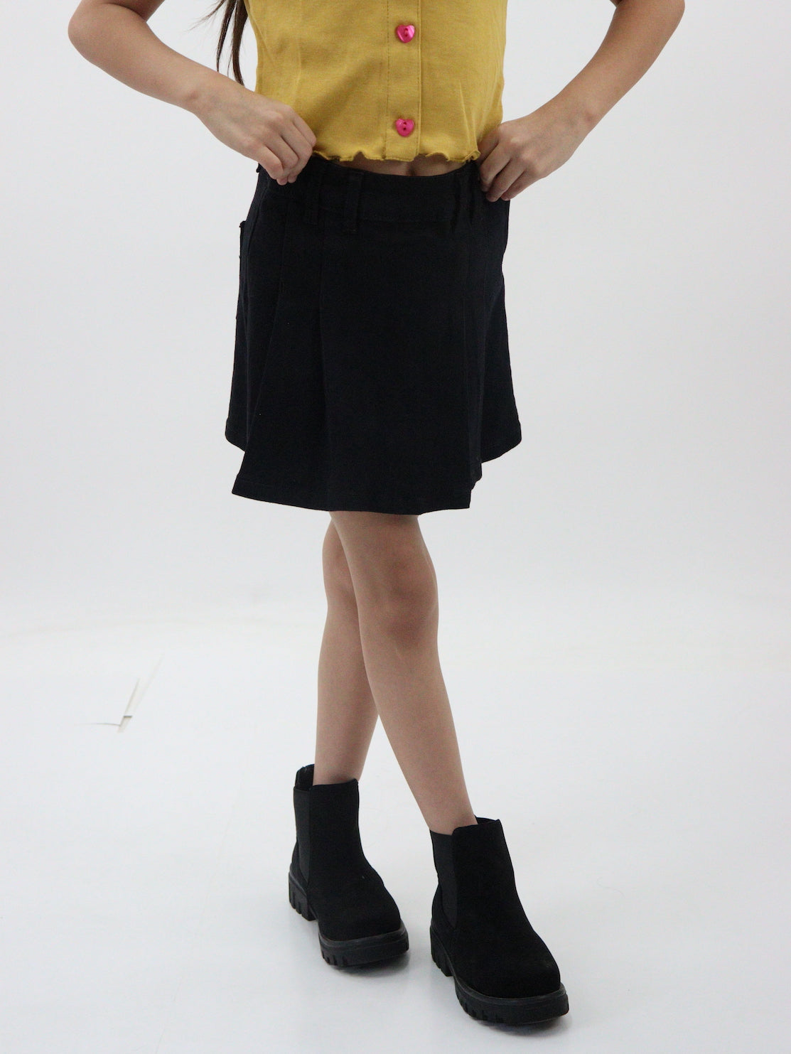 Short/falda de color negro