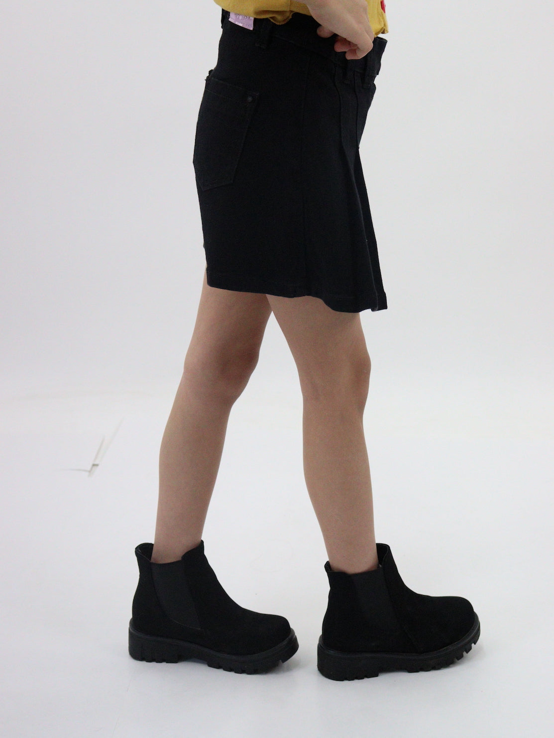 Short/falda de color negro