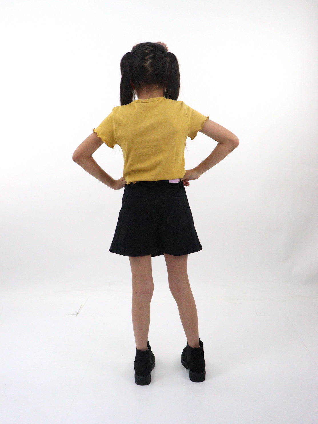 Short/falda de color negro