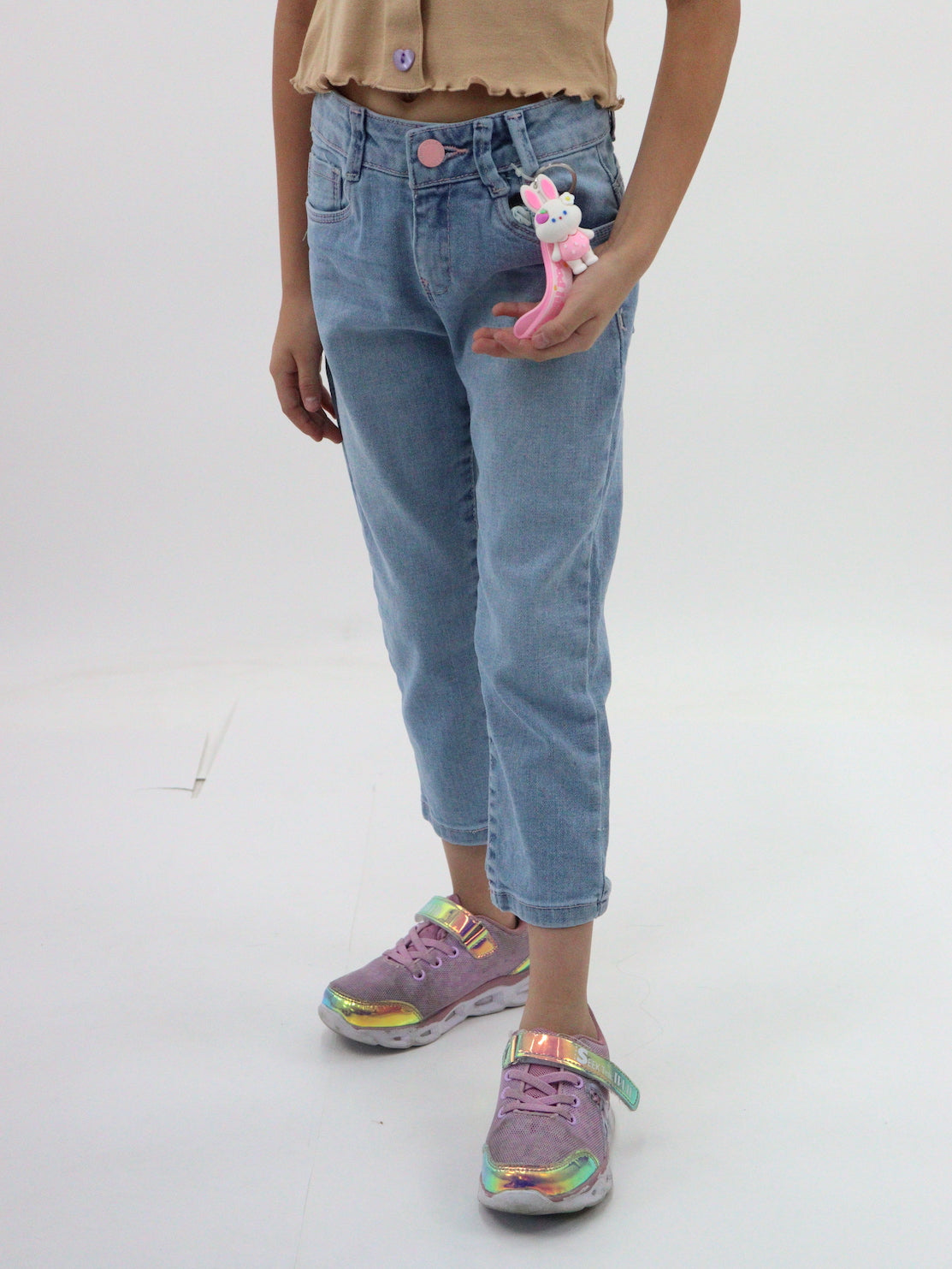 Jeans mom clasic con colgante decorativo