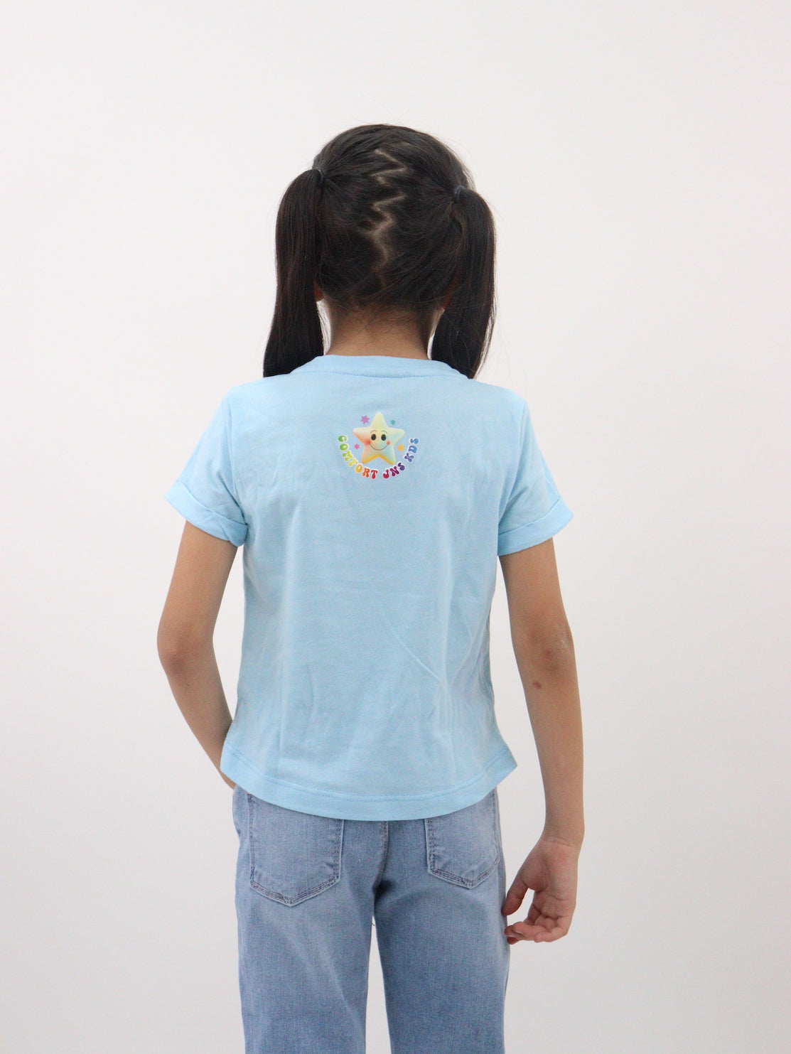 Playera manga corta con gráfico de estrellas