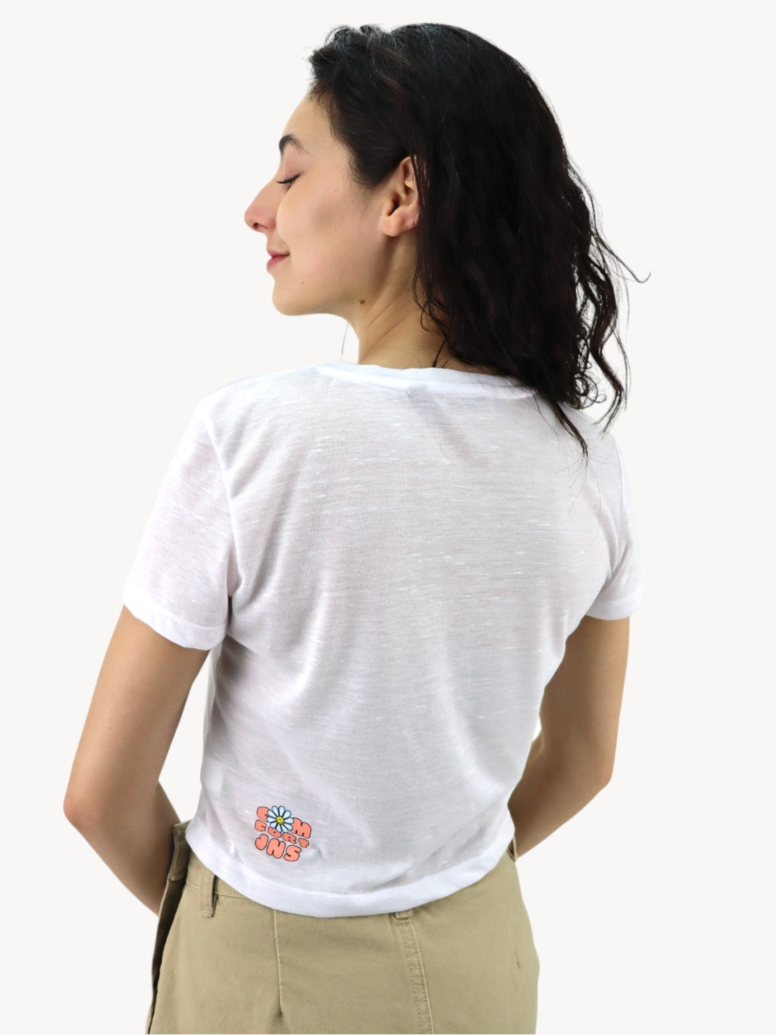 Playera slim size manga corta con estampado floral