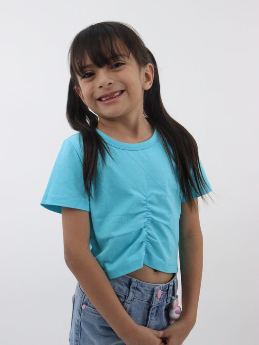 Playera fruncida de color azul turquesa
