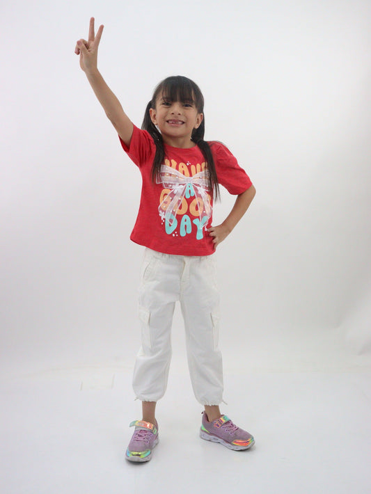 Pantalón parachute de color blanco