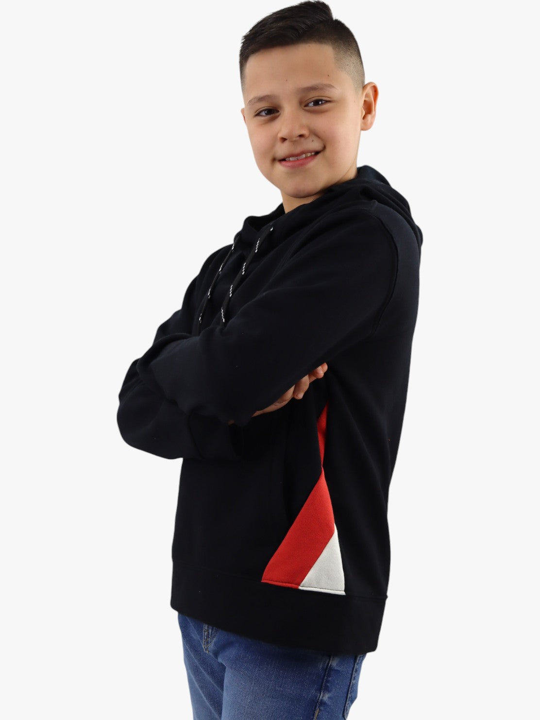 Sudadera con capucha de color negro