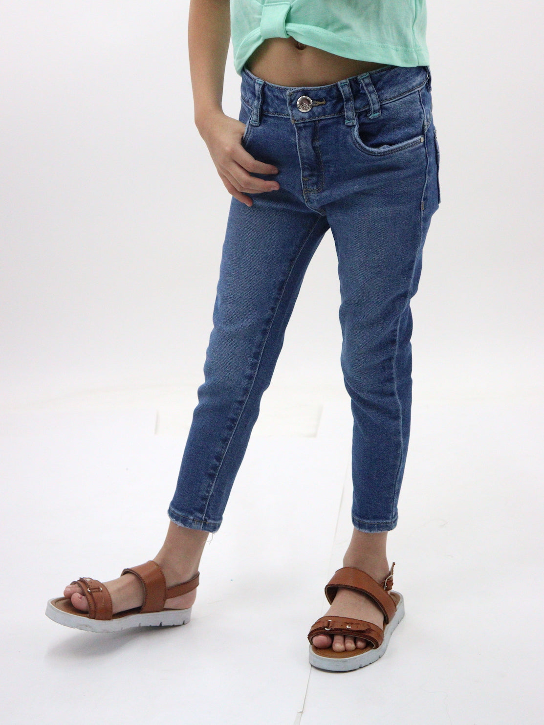 Jeans skinny de color azul medio