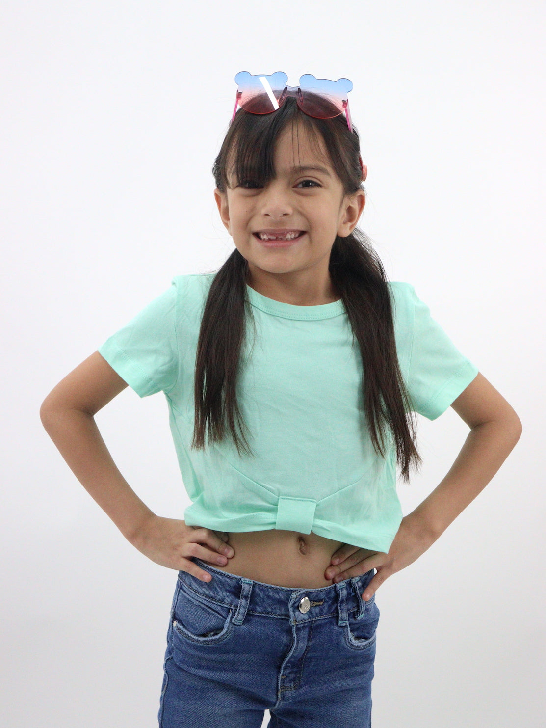 Playera color verde con diseño de moño
