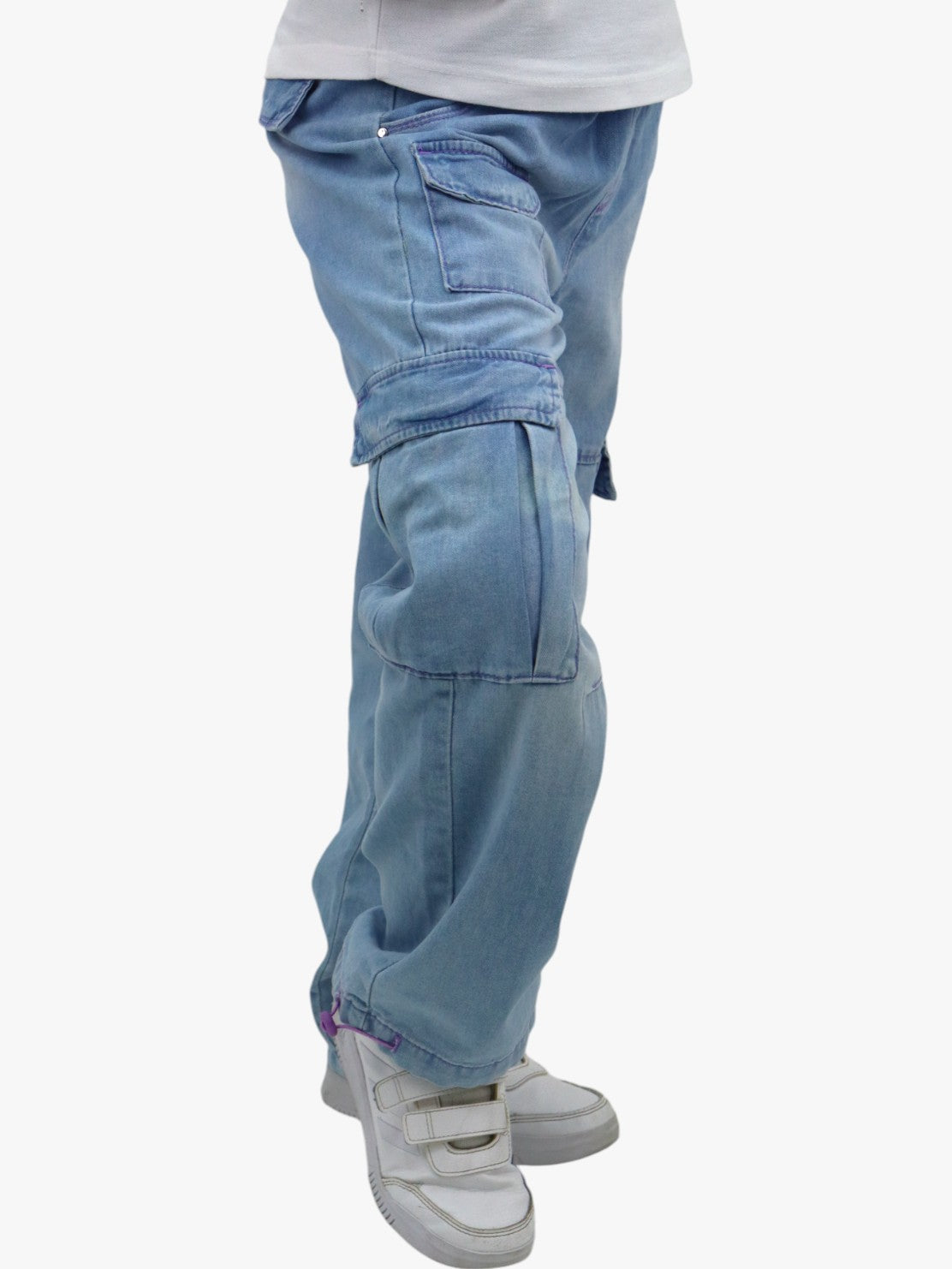 Jeans cargo parachute de color azul claro