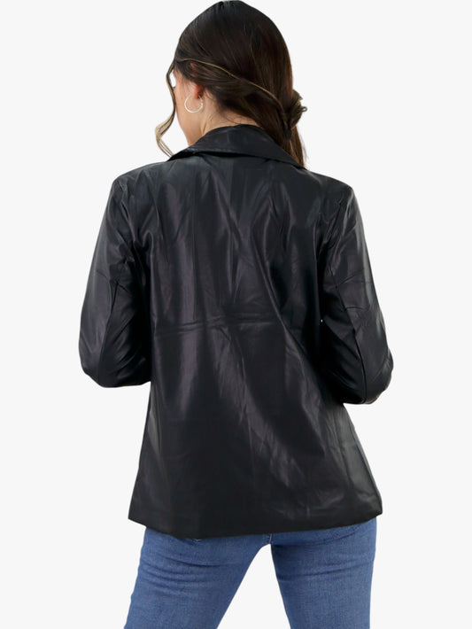 Saco de vinipiel color negro