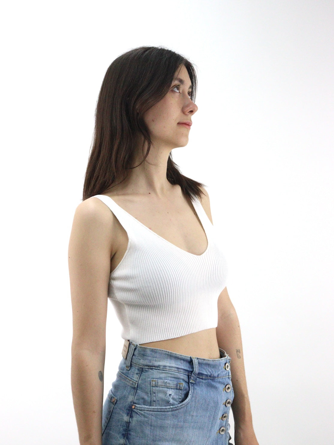 Blusa tank de color blanco