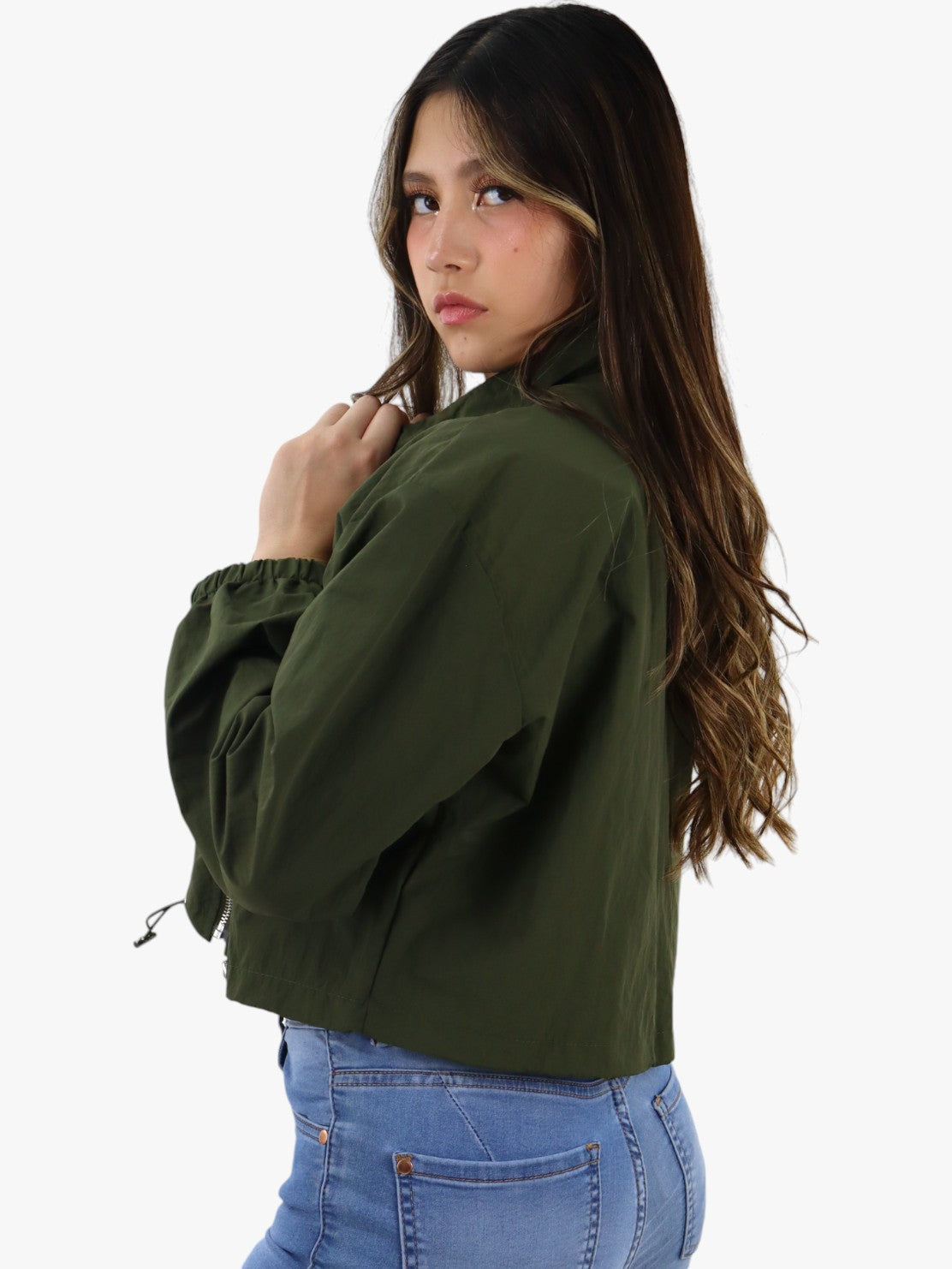 Chamarra rompevientos verde militar