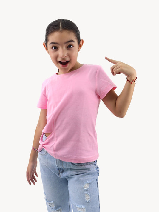 Playera manga corta color rosa con detalle de moño