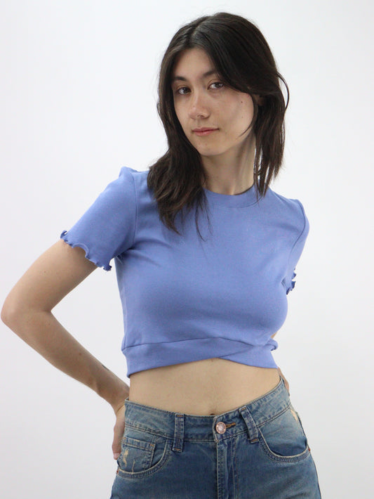 Playera manga corta de color azul