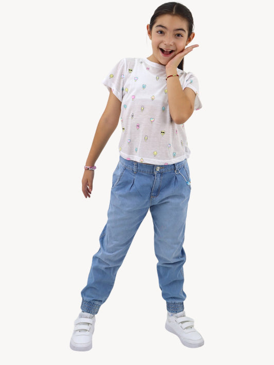 Jogger denim edición especial con cadena decorativa