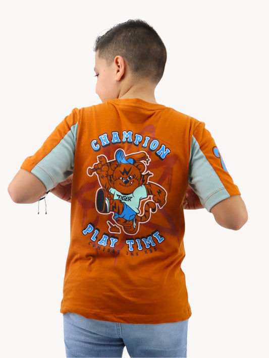 Playera manga corta multicolor con estampado