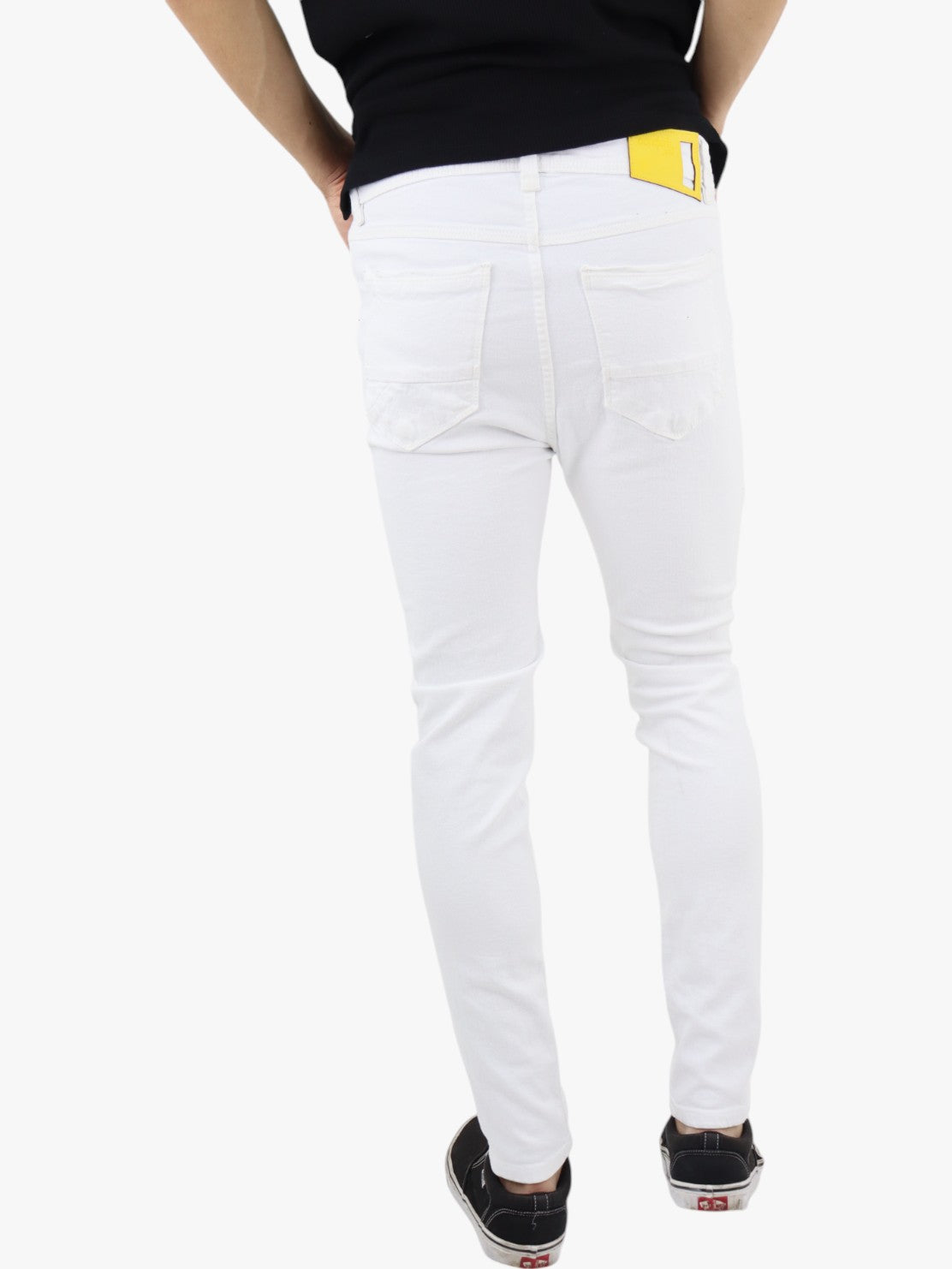 Jeans skinny blanco con destrucción