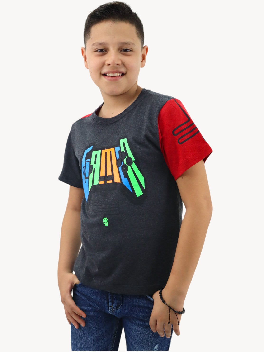 Playera de color combinado con estampado