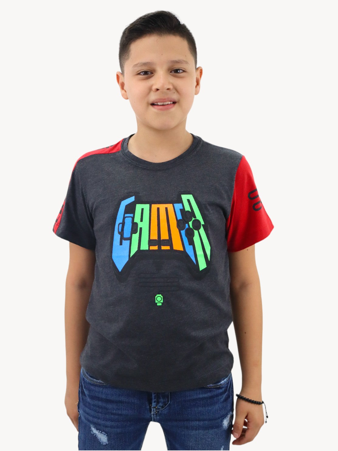 Playera de color combinado con estampado