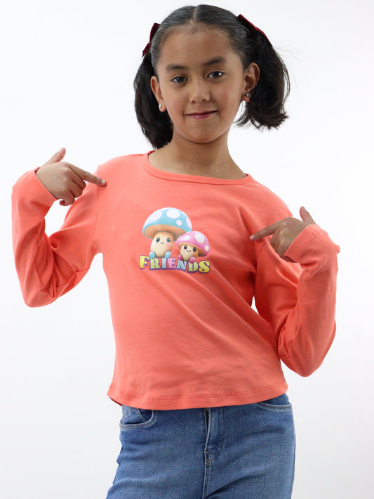 Playera manga larga de color naranja con estampado