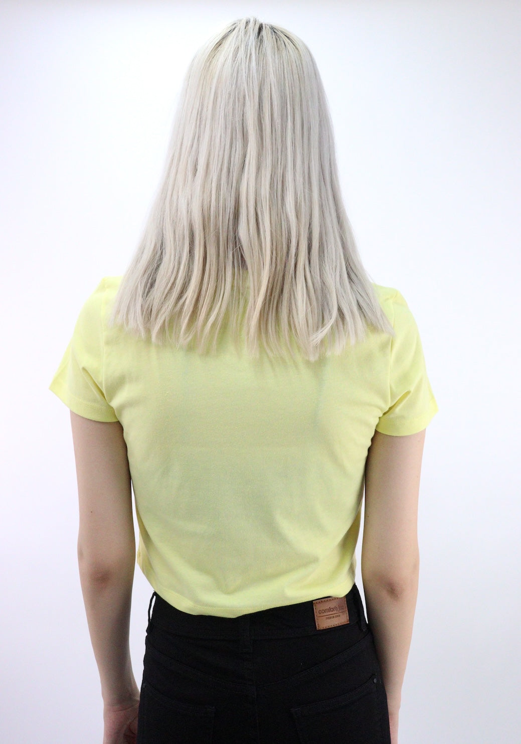 Playera slim size de color amarillo
