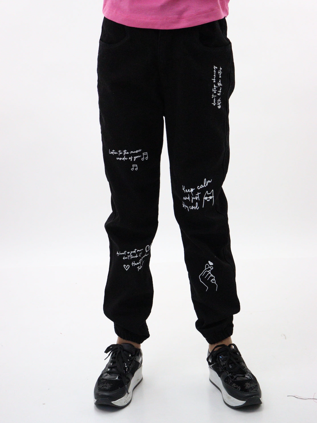 Jogger denim con estampado edición especial