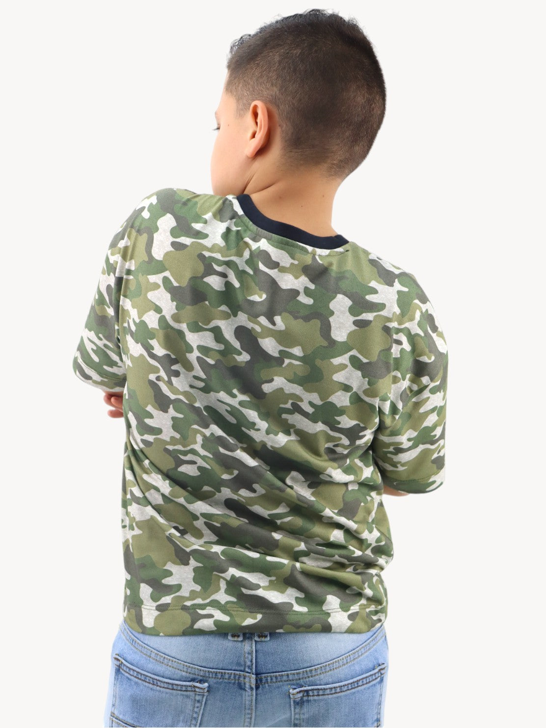 Playera manga corta de camuflaje