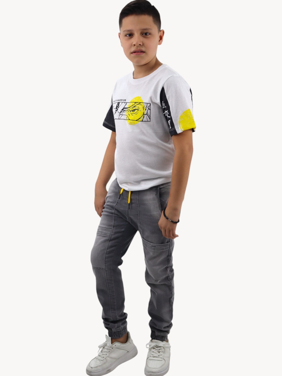 Jogger denim de color gris