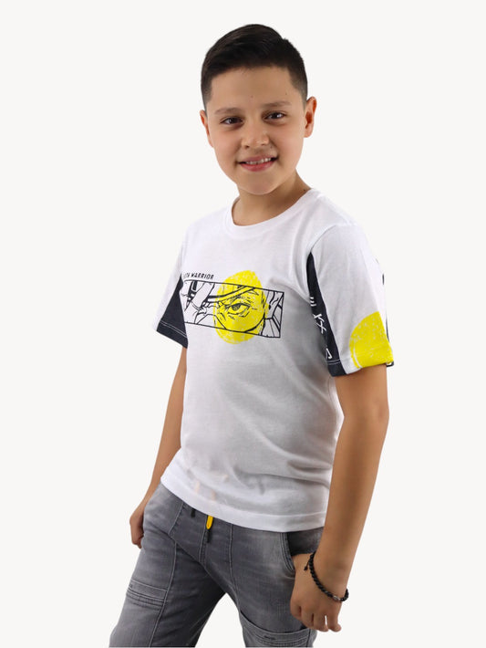 Playera de color combinado con estampado