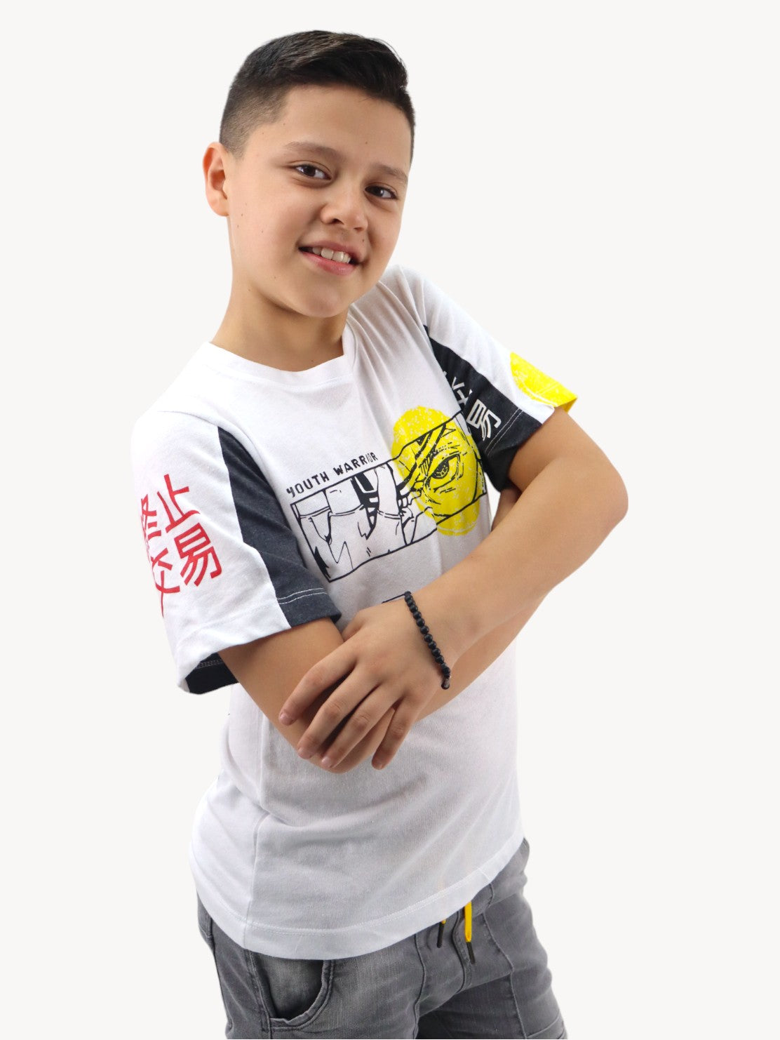 Playera de color combinado con estampado