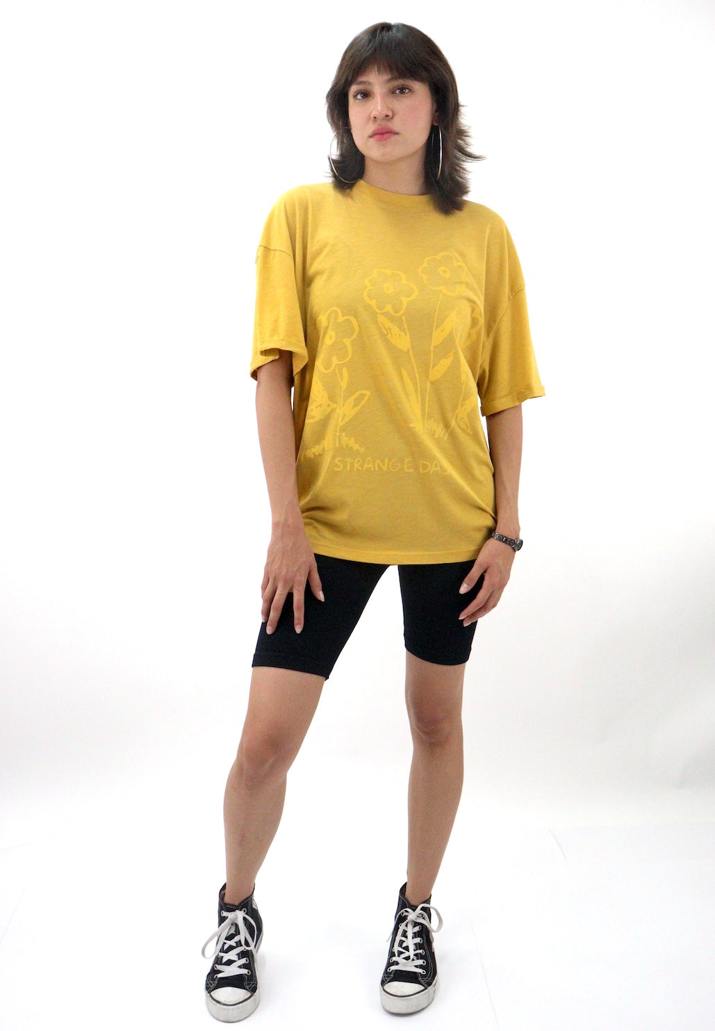 Playera oversize con estampado floral