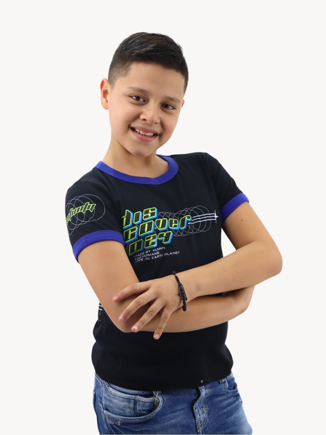 Playera de color combinado con estampado